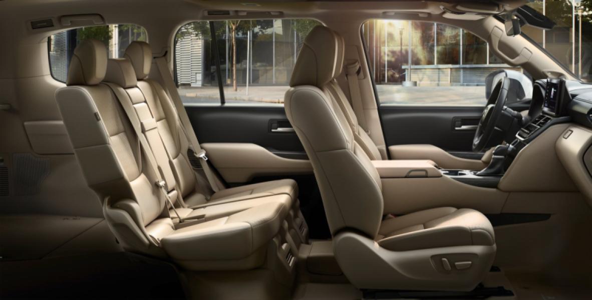 Certified used Toyota Land Cruiser — interior